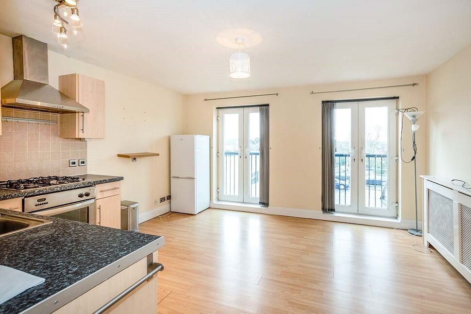 Main image of 1 bedroom Flat to rent, Flat 3 Louise Court 256 London Road, Waterlooville, Hampshire, PO7