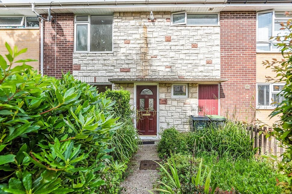 Main image of 3 bedroom Mid Terrace House to rent, Lambert Close, Waterlooville, Hampshire, PO7
