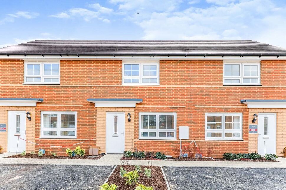 Main image of 2 bedroom Mid Terrace House to rent, Chalk Dock Avenue, Havant, Hampshire, PO9