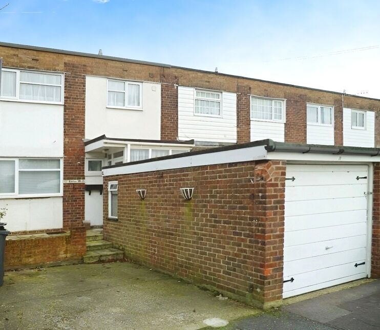 Main image of 3 bedroom  House to rent, Totton Walk, Havant, Hampshire, PO9