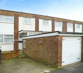 Totton Walk, 3 bedroom  House to rent, £1,350 pcm