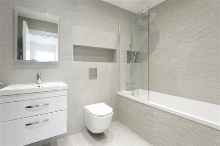Roebuck House, 1 bedroom  Flat to rent, £1,095 pcm