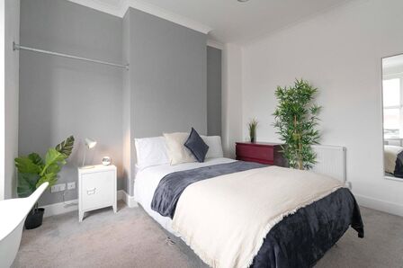 Room to rent