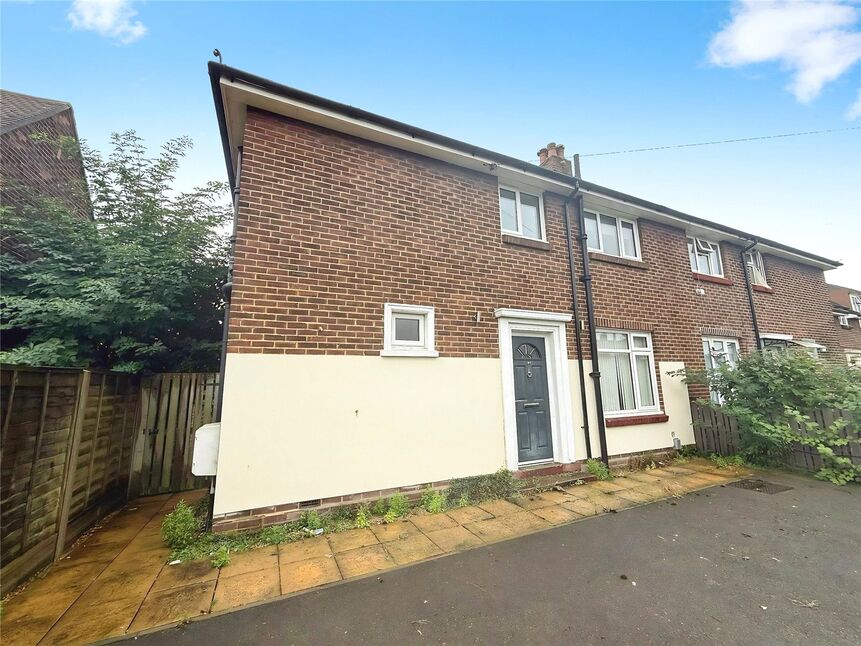 Main image of 3 bedroom Semi Detached House to rent, Cheltenham Road, Portsmouth, Hampshire, PO6