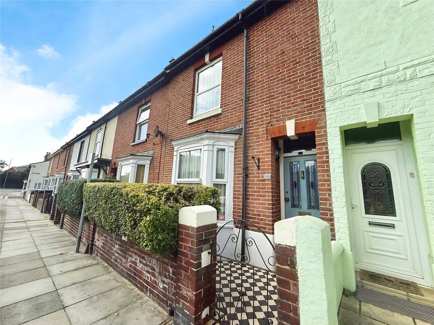 Main image of 3 bedroom Mid Terrace House to rent, Cromwell Road, Southsea, Hampshire, PO4