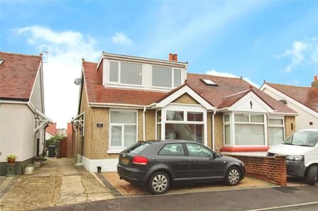 Arundel Road, Semi Detached Bungalow to rent, &pound;1,700 pcm