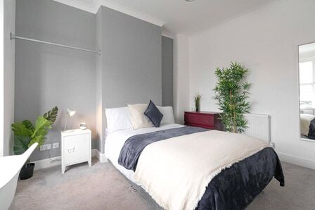 Darlington Road, Room to rent, &pound;650 pcm