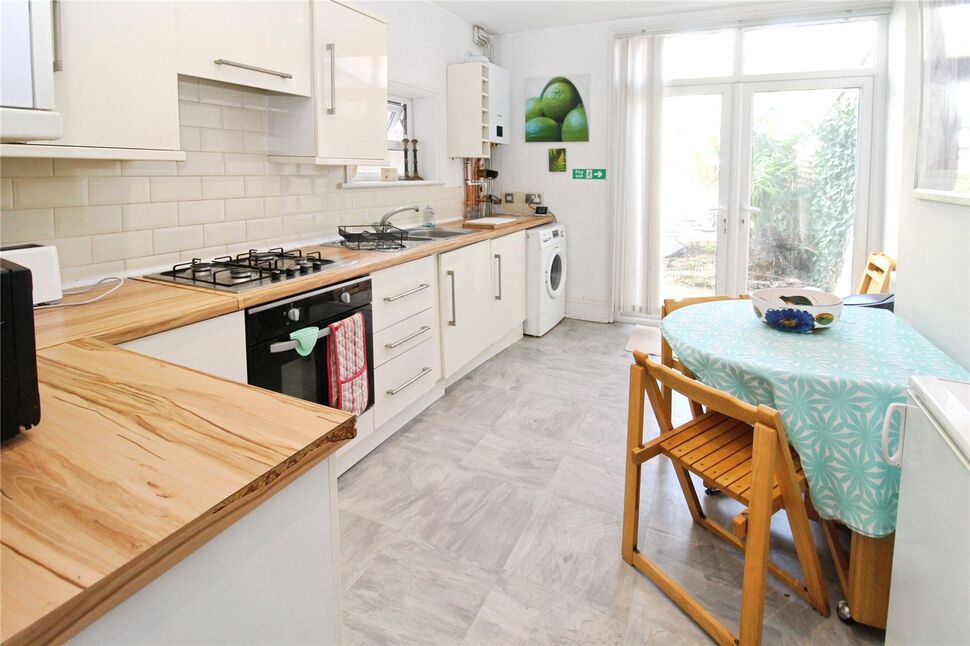 Main image of 3 bedroom Mid Terrace House for sale, Pretoria Road, Southsea, Hampshire, PO4