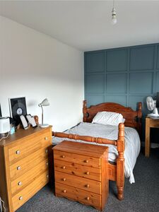 Rownhams Road, 1 bedroom Room to rent, &pound;150 weekly