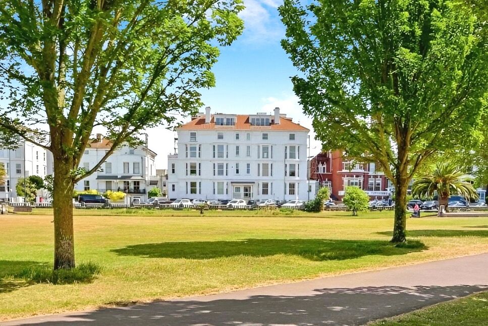 1 bedroom Flat for sale