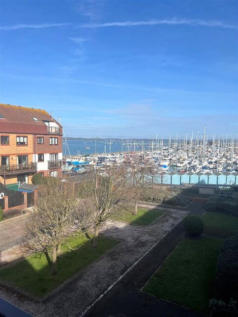 Main image of 2 bedroom Flat to rent, Horse Sands Close, Southsea, Hampshire, PO4
