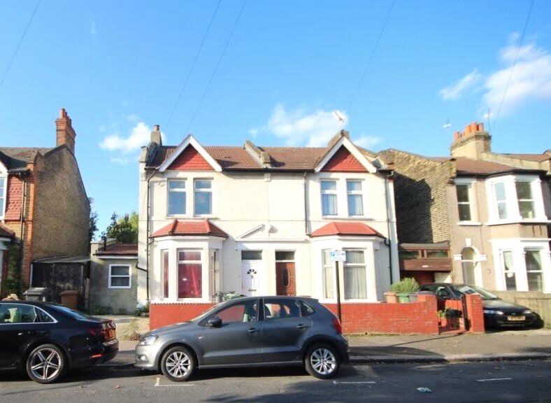 Main image of 2 bedroom Flat to rent, Palamos Road, Leyton, E10