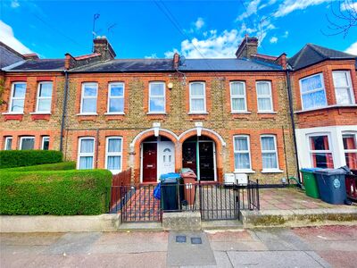Fleeming Road, 2 bedroom Flat to rent, &pound;2,100 pcm