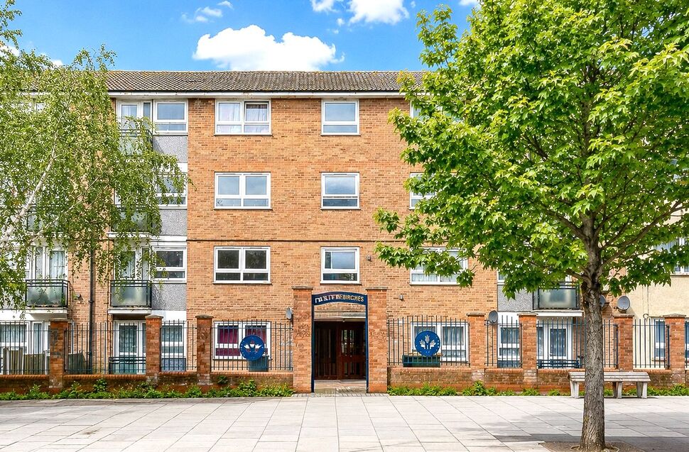 1 bedroom Flat for sale