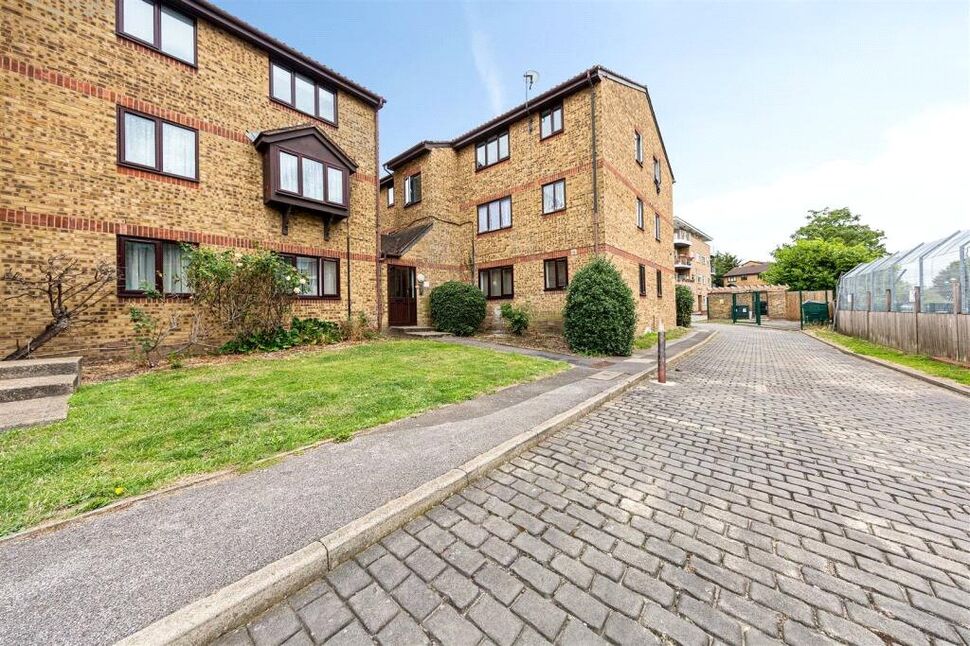 Main image of 1 bedroom  Flat to rent, Stocksfield Road, Walthamstow, E17
