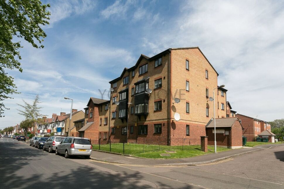 Main image of 1 bedroom  Flat to rent, Viking Place, Seymour Road, Leyton, London, E10