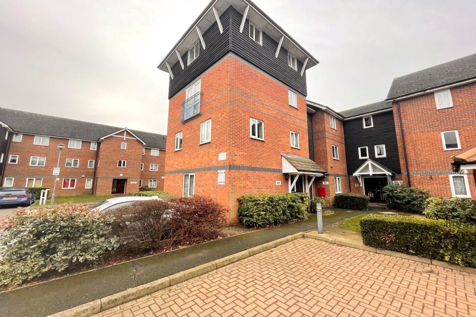 Main image of 1 bedroom Flat to rent, Mandeville Court, Chingford, E4