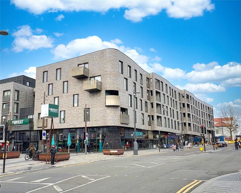 Main image of 1 bedroom  Flat for sale, Hoe Street, Walthamstow, E17