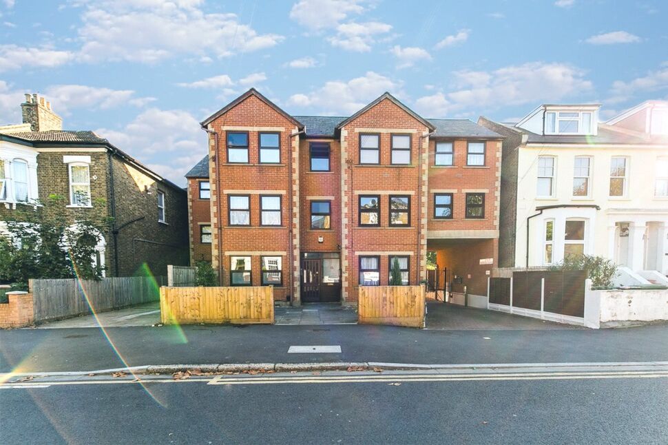 Main image of 3 bedroom  Flat for sale, Earlham Grove, Forest Gate, London, E7