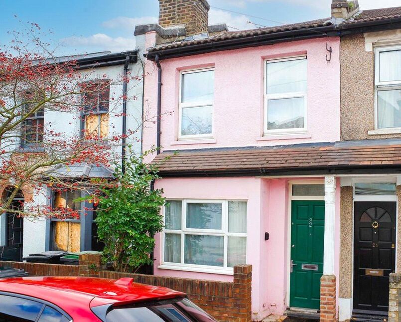 Main image of 2 bedroom Mid Terrace House to rent, Cumberland Road, Wood Green, London, N22