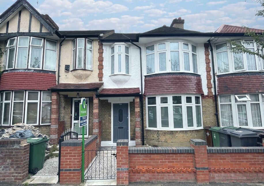 Main image of 5 bedroom Mid Terrace House to rent, Folkestone Road, Walthamstow, London, E17