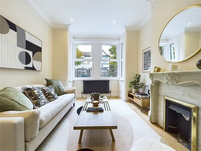 Borwick Avenue, 3 bedroom End Terrace House for sale, £725,000