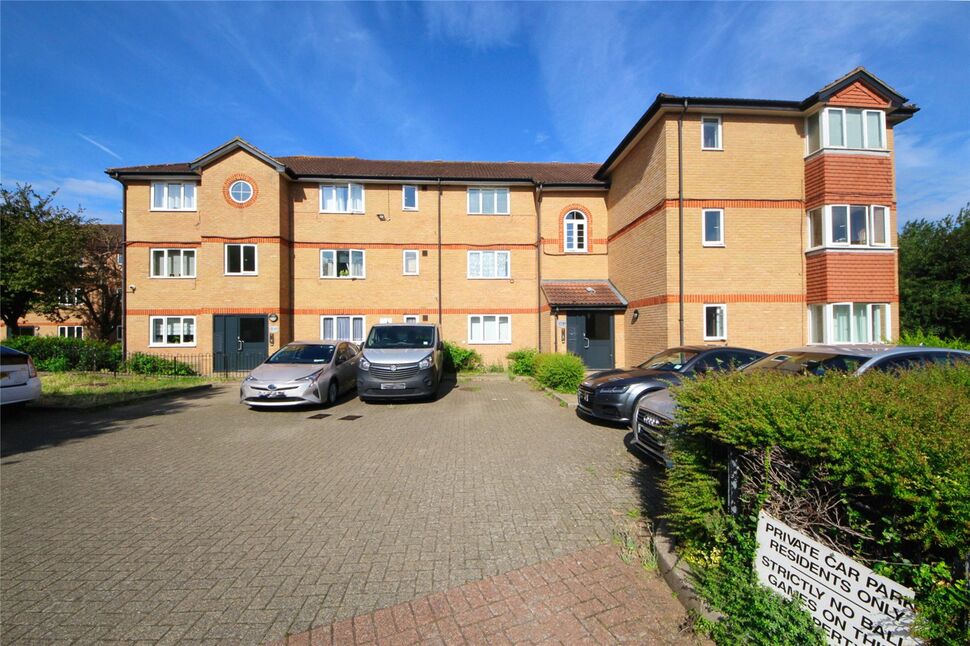 Main image of 1 bedroom Flat for sale, Harrier Way, Beckton, London, E6