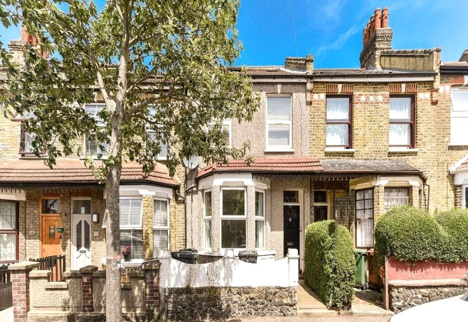 Main image of 1 bedroom Flat for sale, Somers Road, Walthamstow, E17