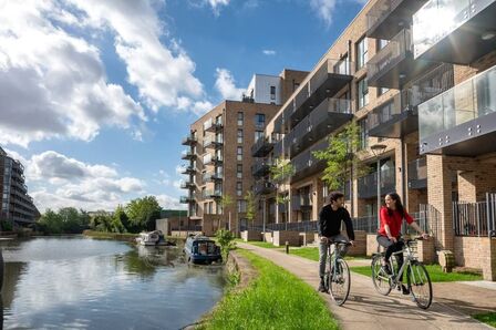 1 bedroom  Flat for sale