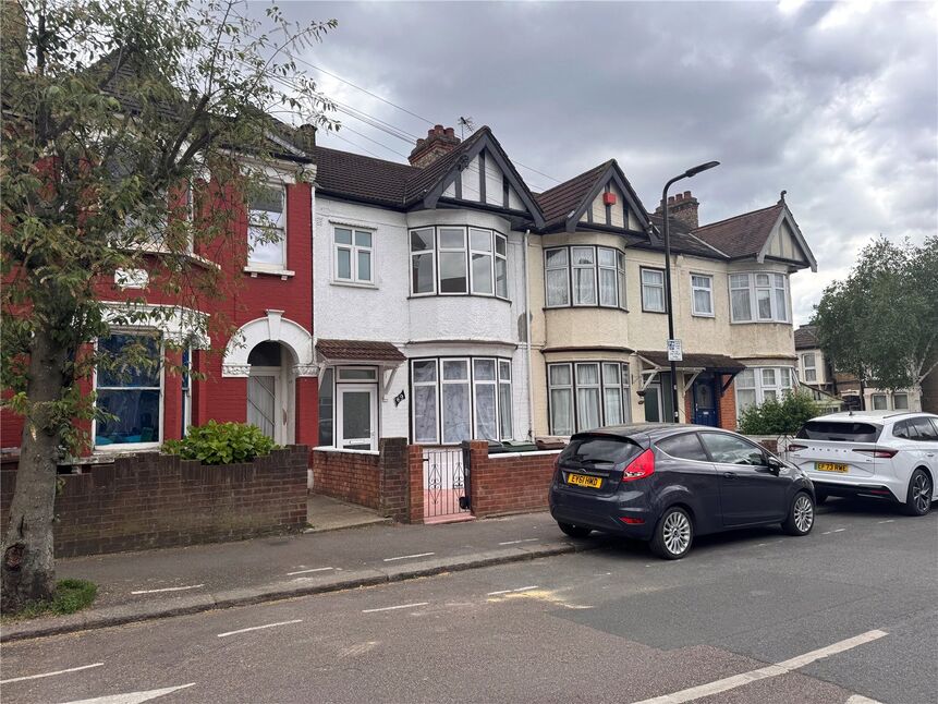 Main image of 4 bedroom Mid Terrace House to rent, Hatherley Road, Walthamstow, E17