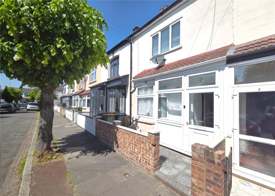 Main image of 1 bedroom Flat for sale, Oakdale Road, Forest Gate, E7