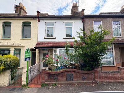 Bedford Road, 3 bedroom  House to rent, £2,300 pcm