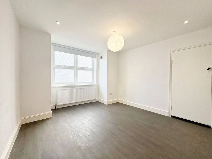 Main image of 2 bedroom  Flat to rent, Fulbourne Road, Walthamstow, E17