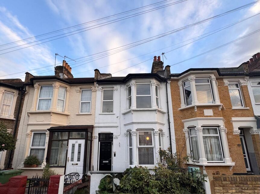 Main image of 2 bedroom  Flat to rent, Carnarvon Road, Leyton, E10