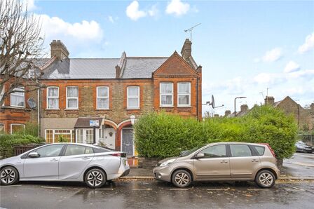 Hibbert Road, 2 bedroom  Flat for sale, £499,995