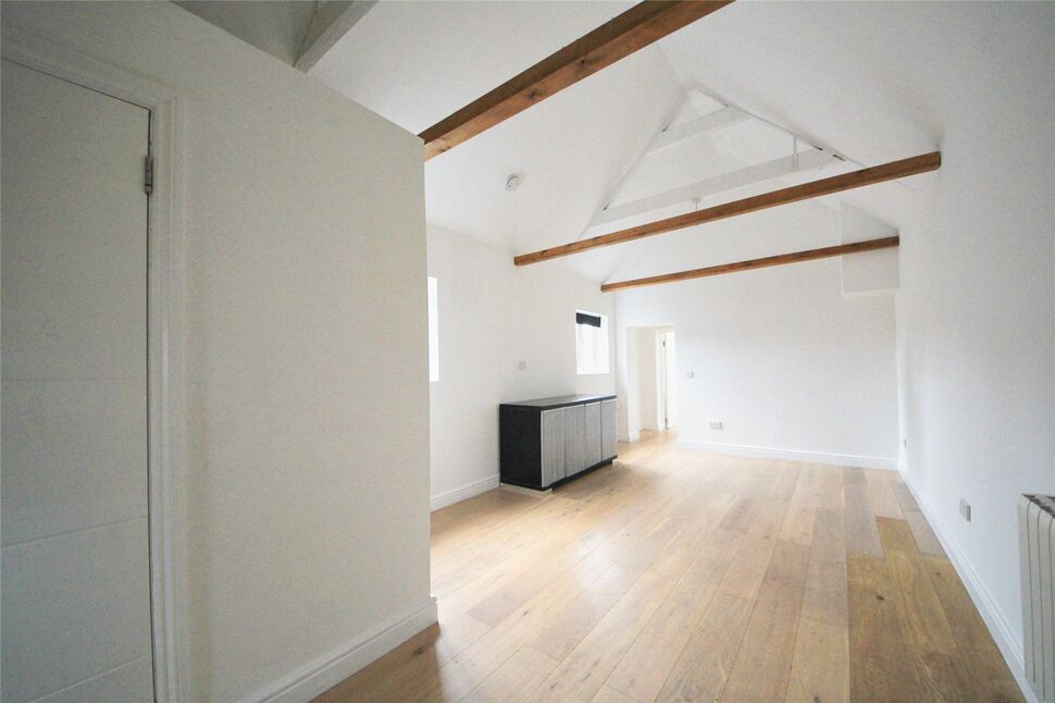 Main image of 1 bedroom  Flat to rent, Wadham Road, Walthamstow, E17