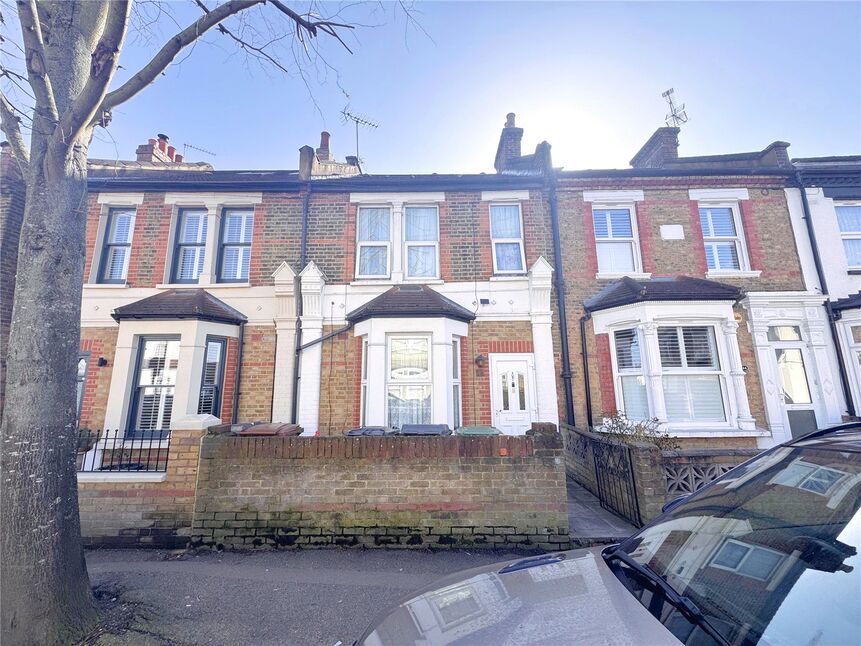 Main image of 5 bedroom Mid Terrace House to rent, Victoria Road, London, E17