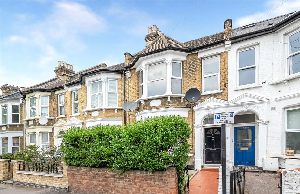2 bedroom Flat for sale