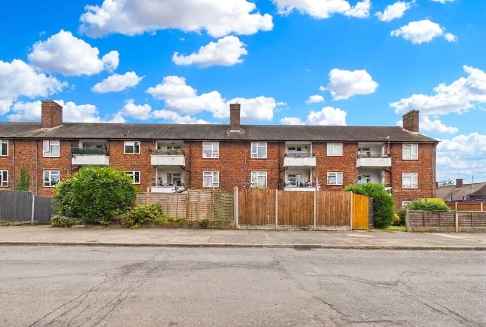 Main image of 2 bedroom Flat to rent, Stanborough Avenue, Borehamwood, Hertfordshire, WD6