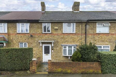 3 bedroom Mid Terrace House for sale