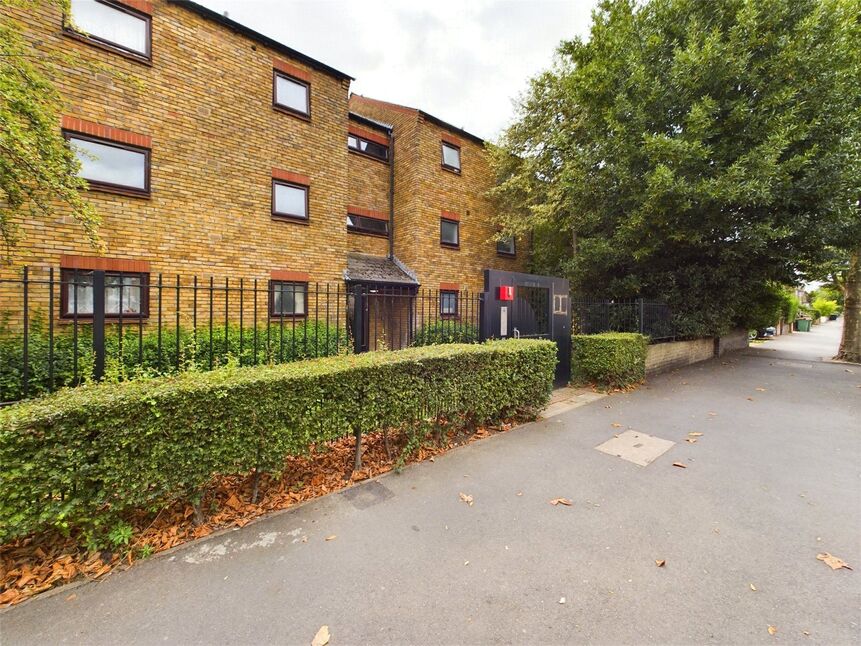 Main image of 1 bedroom Flat for sale, Earlham Grove, Forest Gate, E7