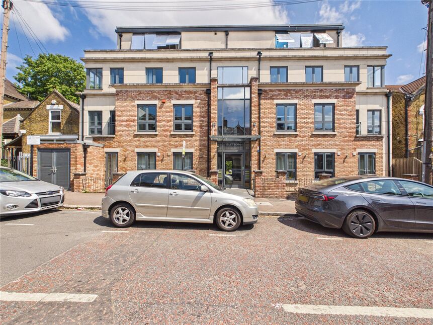 Main image of 2 bedroom Flat for sale, Stainforth Road, London, E17