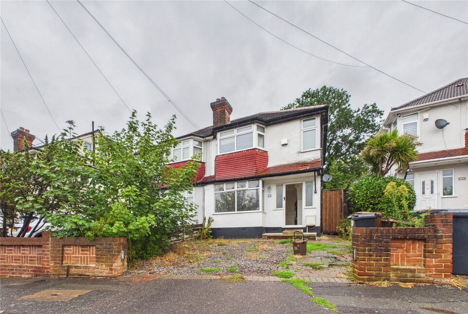 Main image of 3 bedroom Semi Detached House to rent, Harold Road, Chingford, E4