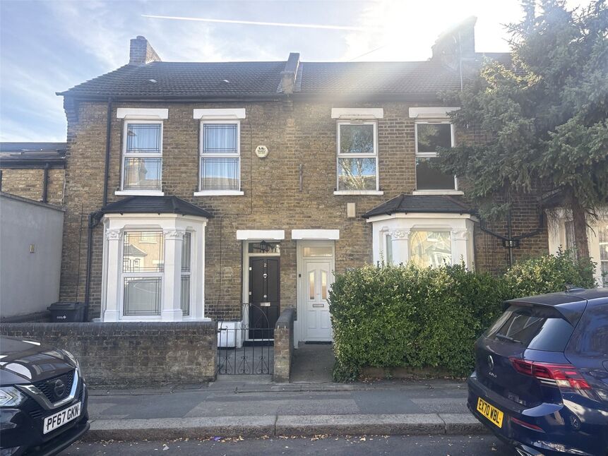 Main image of 2 bedroom Flat to rent, Granville Road, South Woodford, E18