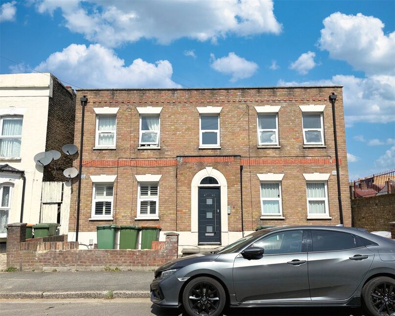 Main image of 1 bedroom Flat for sale, Bignold Road, Forest Gate, E7