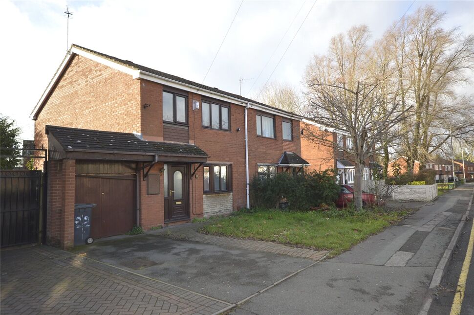 Main image of 3 bedroom Semi Detached House to rent, Broad Street, Bilston, West Midlands, WV14
