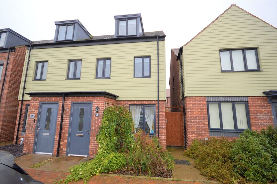 Main image of 3 bedroom Semi Detached House to rent, Sandhole Crescent, Telford, Shropshire, TF3