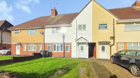 Dixon Street, 3 bedroom Semi Detached House to rent, &pound;1,100 pcm