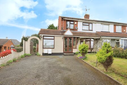 Pool Hall Crescent, 3 bedroom Semi Detached House for sale, £300,000