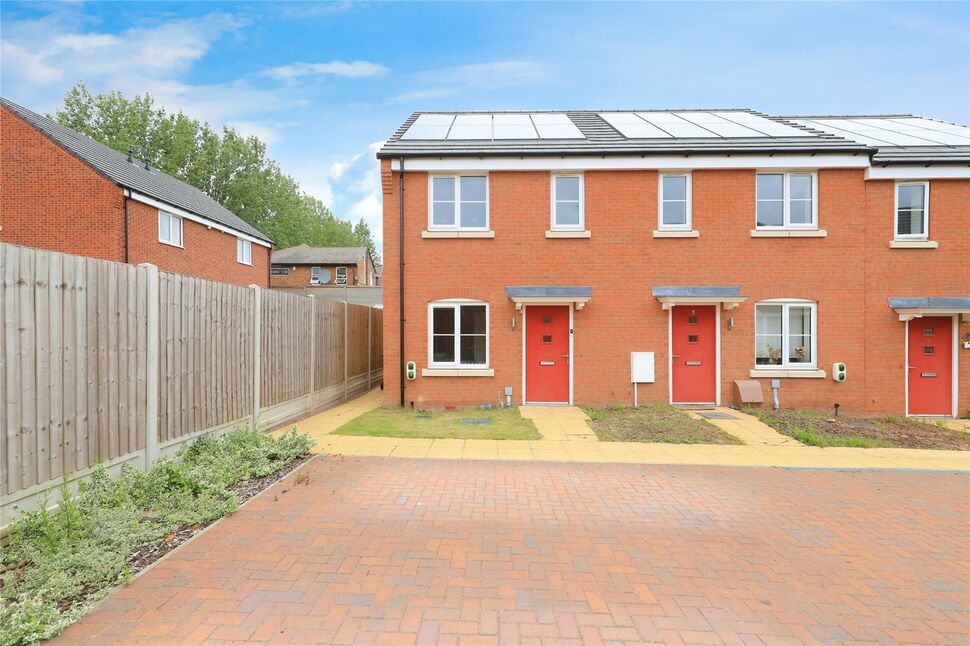 Main image of 2 bedroom End Terrace House for sale, Chain Gardens, Wolverhampton, West Midlands, WV2